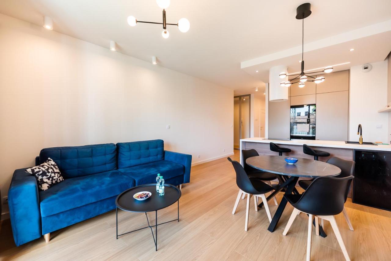 Wola Marble Apartment Varšava Exteriér fotografie